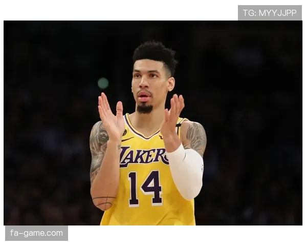 里尔防守体系全面升级，新战术推动球队强势回暖