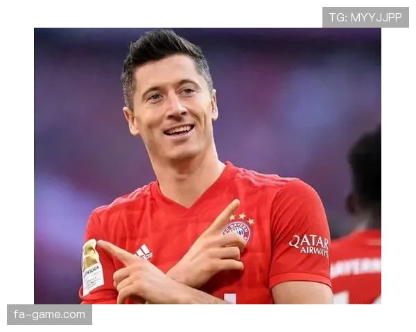 莱万多夫斯基单赛季进球产量是否达到历史级