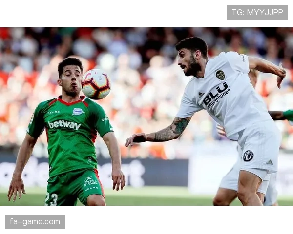 拜仁慕尼黑深陷战术困局：高位逼抢失灵，豪门地位遭遇新挑战